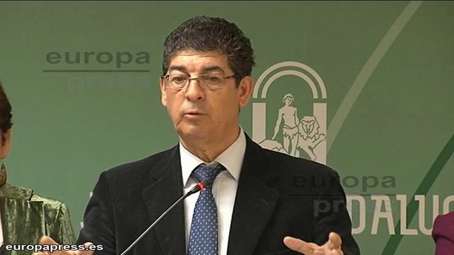 Valderas cree incompatible el Algarrobico