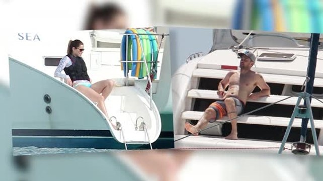 Justin Timberlake & Jessica Biel Show Off Beach Bodies In Barbados
