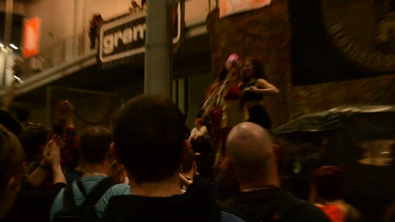 Pyrkon 2014 - Taniec na samochodzie