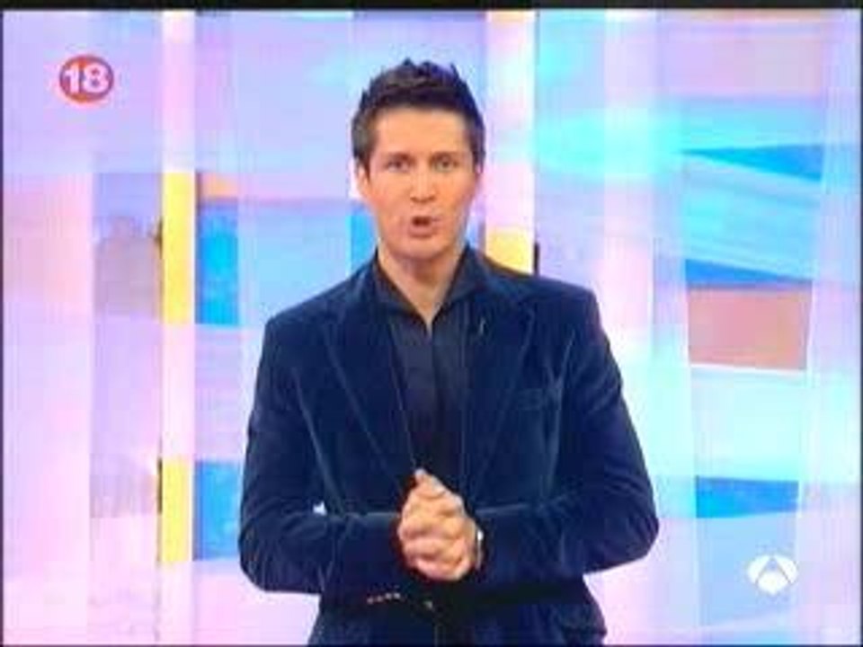 Primera aparición de Michel en DEC (1)