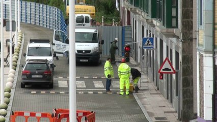 Instalación del semáforo del Paseo Marítimo Candás - Perlora