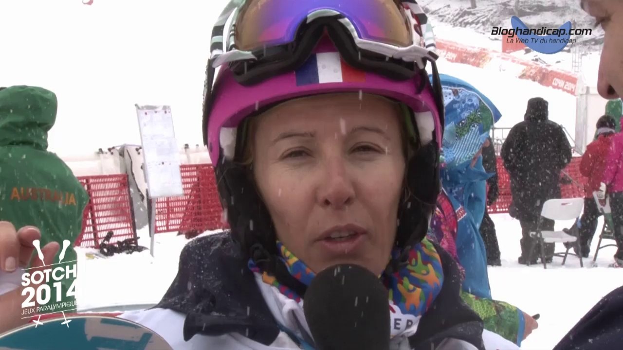 Interview de Cécile Hernandez-Cervellon lors de sa préparation avant son épreuve de Snowboard Cross vendredi - www.bloghandicap.com - La Web TV du Handicap