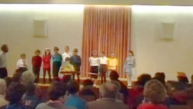 Concert ACJ Macon pour l'ACIM Avril 1993 à Macon 1. Les Polysongs