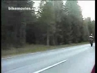 stunt avec gsx r, r1 etc...