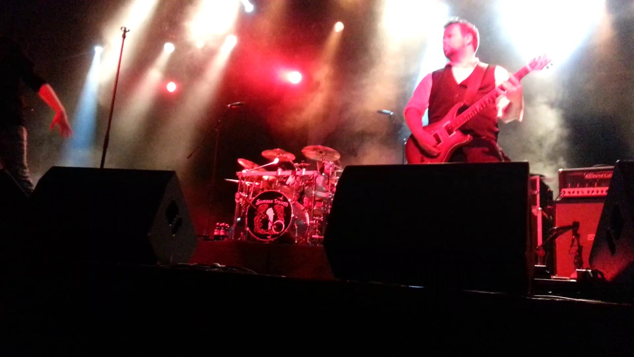 Samsas Traum - Kugel im Gesicht Live in Frankfurt 26.03.2014