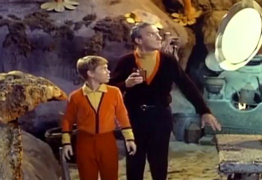 Perdidos no Espaço - 2ª Temporada - 04. O mundo proibido