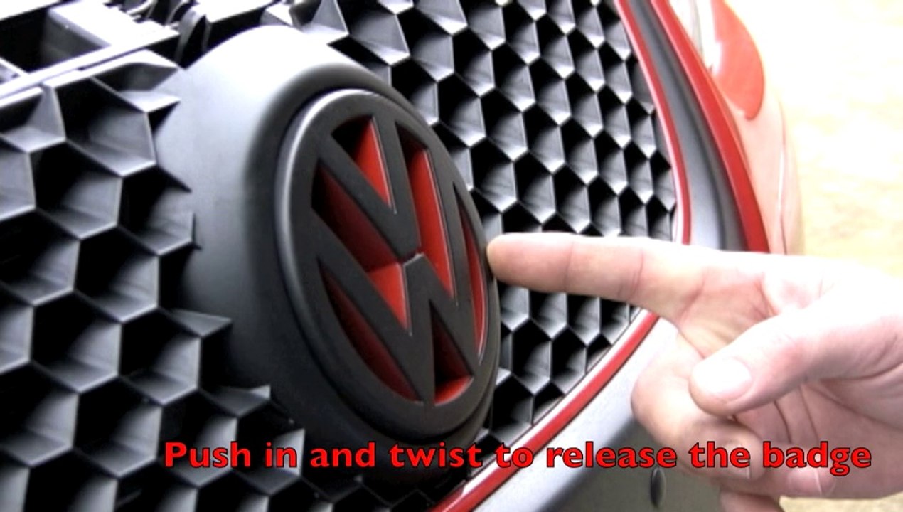 VW GTI VIY MKV Badge Painting