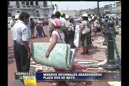 Noticias de las 6: Simon pide a Humala aclarar sobre supuesto hijo extramatrimonial (1/2)