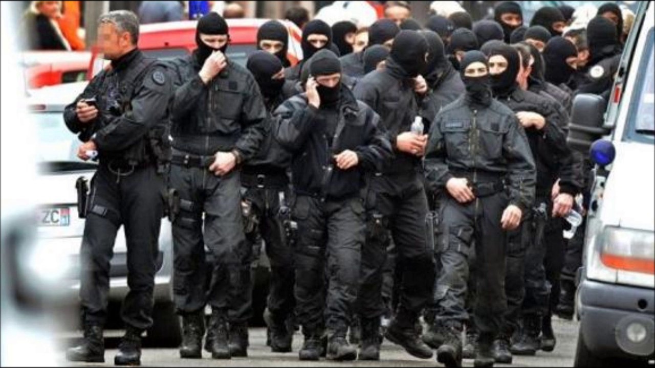 Französischen Polizei Spezialeinheit RAID und GIGN
