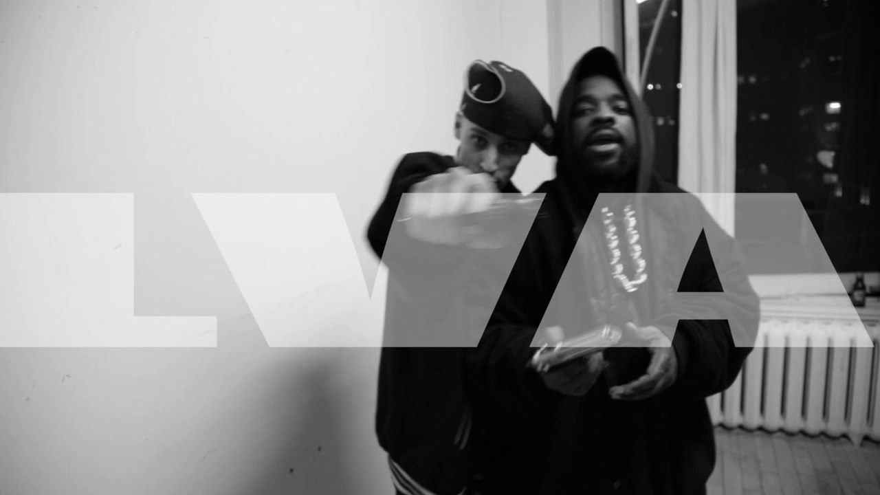 MAZE LE PATRON KOESTLER TOKET BANDE DE FAUSSE PUTE DERRIERE LA SCENE