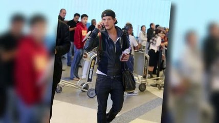 Télécharger la video: Avicii Hospitalized And Cancels Miami Show Last Minute