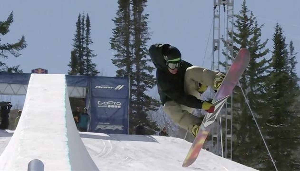 Best Of The Week #52: Snowboard, Kitesurf, Skate, Ski, Kayak, Basejump, Windsurf, Drift