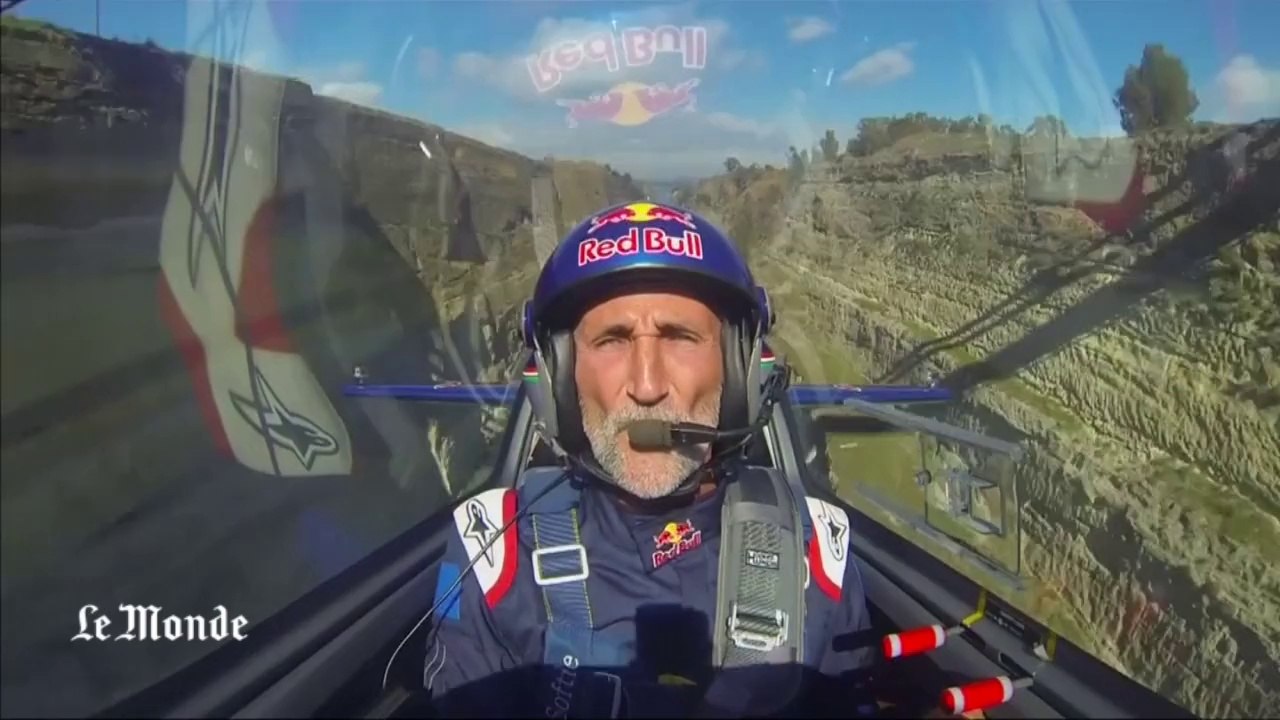 Acrobatie dans les airs