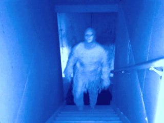 HAUNTING GHOST FOOTAGE CAUGHT ON TAPE