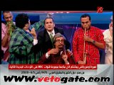 باسم يوسف يشعل المسرح بأغنية «زعلان ليه يا شعب»