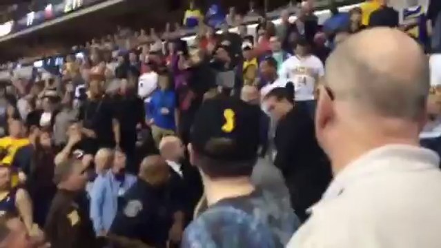 Une bagarre éclate en tribunes entre un fan du Heat et un fan des Pacers