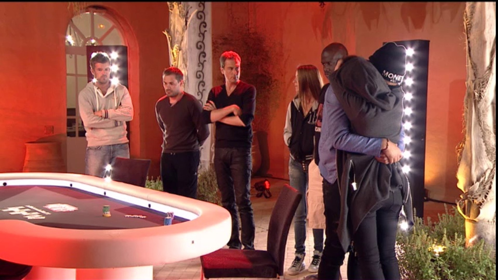 Gaelle Garcia Diaz Et Vincent Maison du Bluff - Match Vincent Queijo vs Gaelle Garcia Diaz - Vidéo  Dailymotion