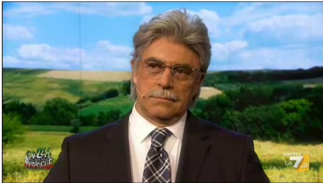 Crozza che imita Razzi