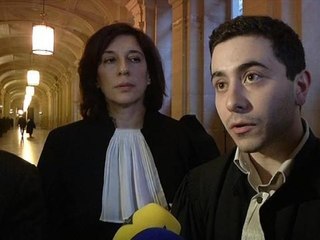 Abdelkader Merah, le sourire en coin, pour réclamer sa libération - 28/03