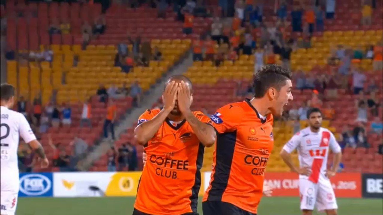 A-League: Zuckerpass von Broich und Tränen nach Rot