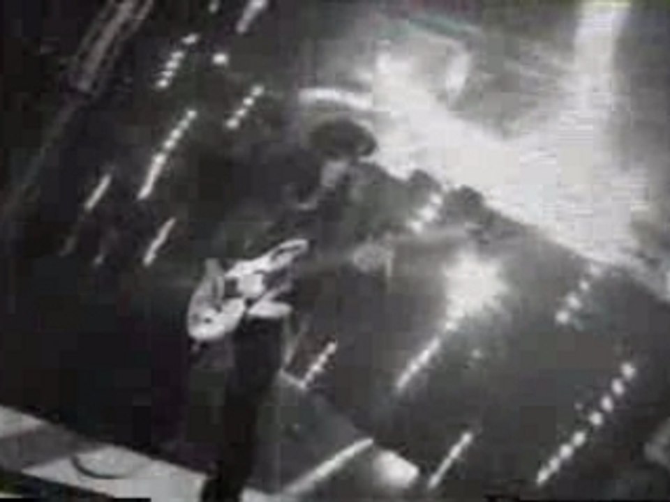 Motley Crue - Shout At The Devil 97