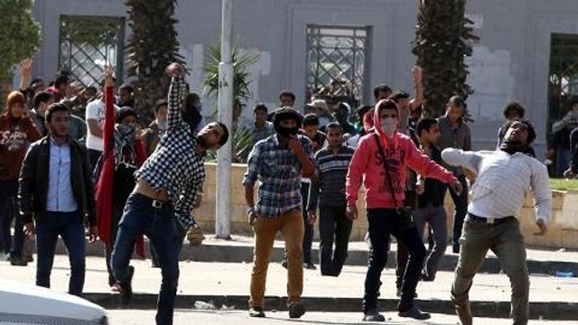 Egypt police clash with anti-Sisi protesters