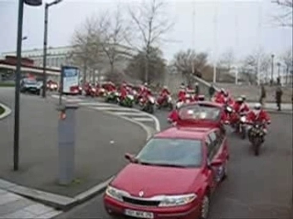 vidéo papa noel motards