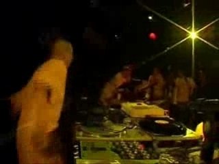 Clash DJ noise vs DJ sneke