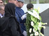 أنجلينا جولي تخص ضحايا مذبحة سربرينيتسا بلفتة تكريمية