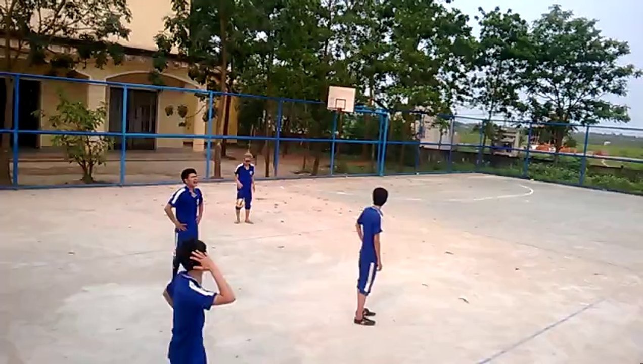 Bóng chuyền Part 2 =))