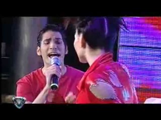 Karina Jelinek - Corazon con Agujeritos