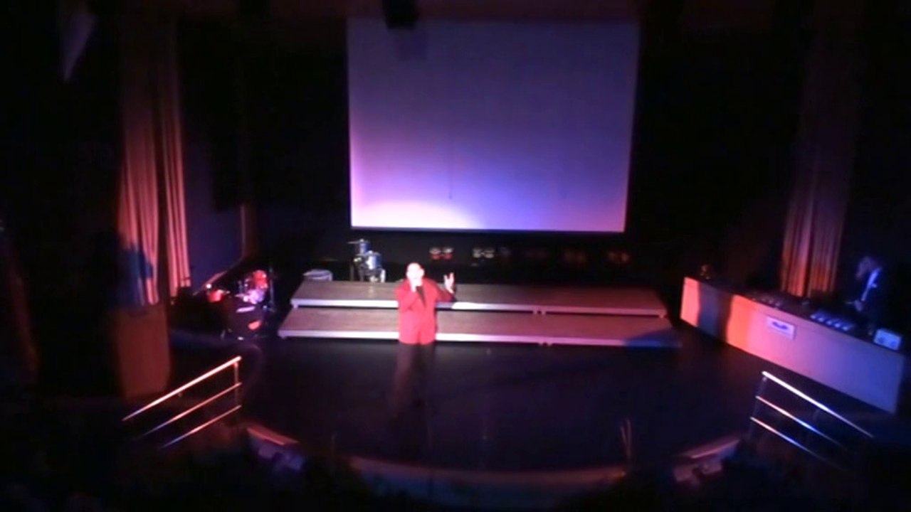 Michael Halphie Sings La Vie En Rose MI Mezuniyet Günü 17.03.2013