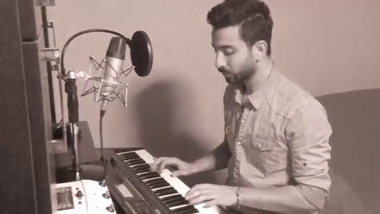 Taner Çolak - El Oldu Gitti (Piano Version)