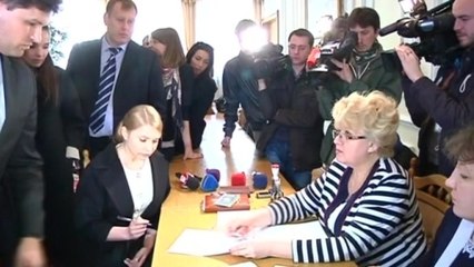 Former PM, "chocolate king" billionaire register for Ukraine's elections