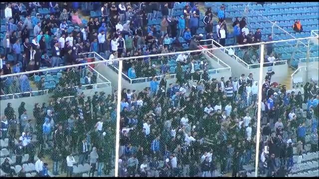 ΑΠΟΕΛ-Απόλλων-πλέι οφ-Απόλλων fans (2)