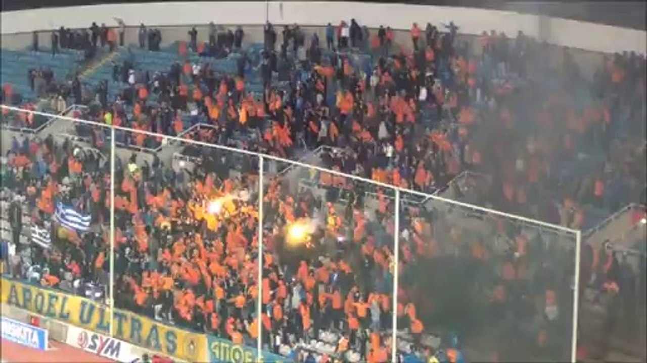 ΑΠΟΕΛ-Απόλλων-πλέι οφ-ΑΠΟΕΛ fans (6)