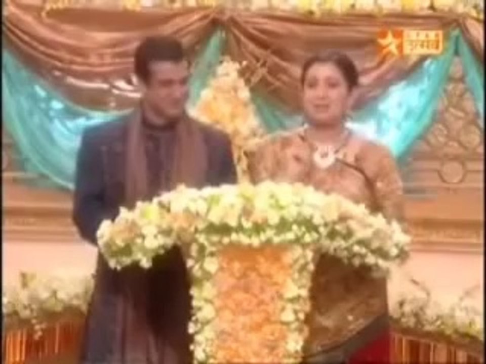 Rajeev Aamna On Dhoom Machaley On StarPlus 2004 Part2