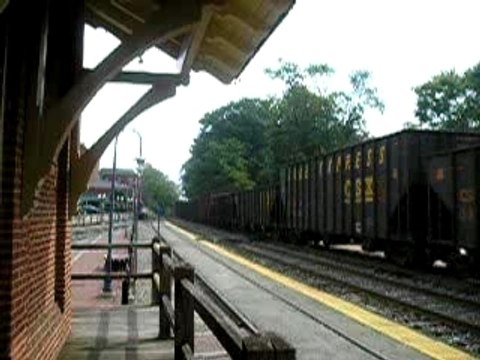 CSX Freight Train at Gaithersburg Statio