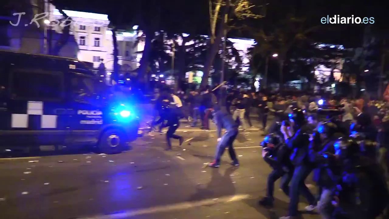 Disturbios en las Marchas de la dignidad 22M. 22 de marzo 2014(720p_H.264-AAC)
