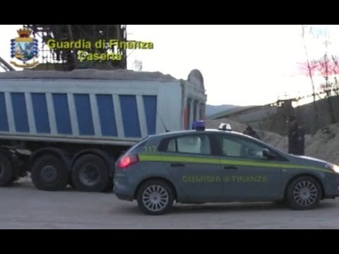 Camigliano (CE) - Sequestrata cava abusiva (28.03.14)