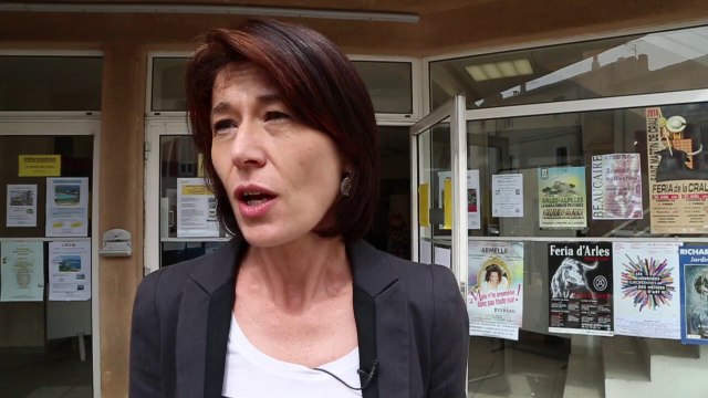 Municipales à Tarascon - 2e tour : Valérie Laupies (FN) a voté