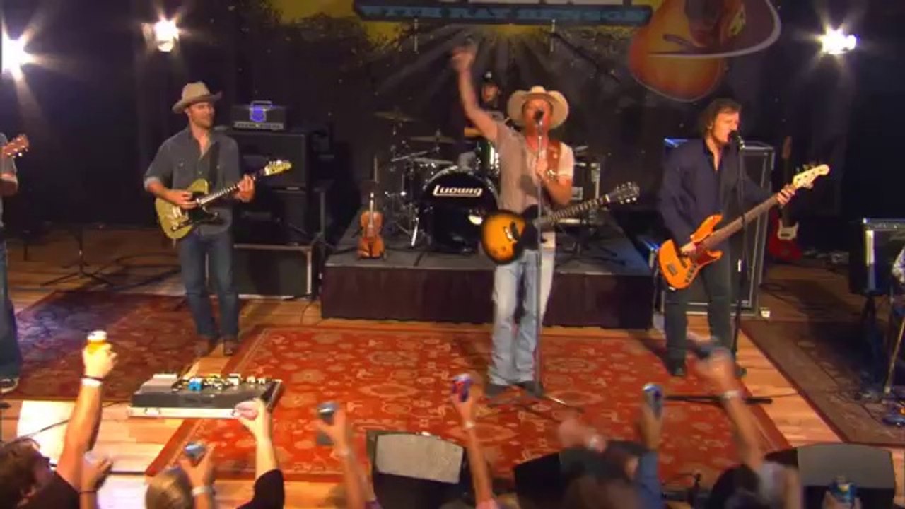 Kevin Fowler performs _Here_s To Me And You_ on the Texas Mu