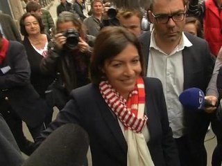 Municipales 2014: Anne Hidalgo prend place dans son Quartier général - 30/03