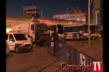 Polis Toma ve zırhlı araçlarla Taksim'de