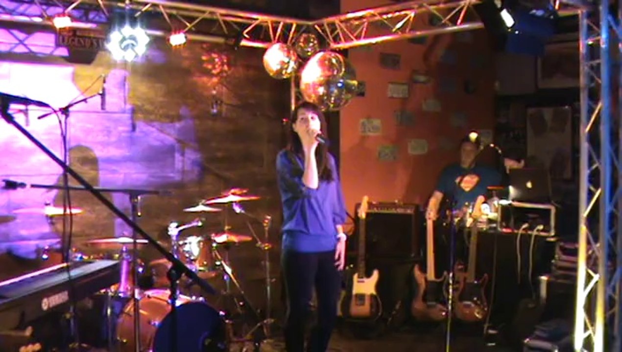 salome chante legend valley mars 14