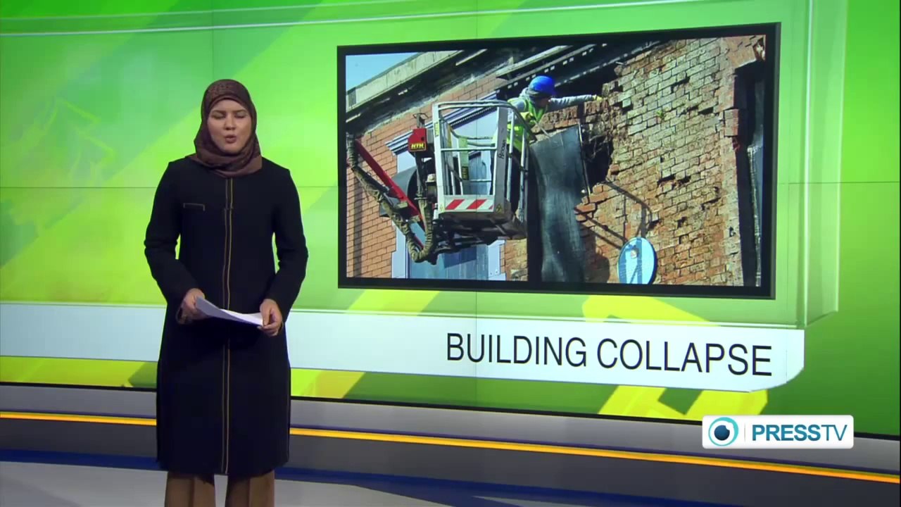 Old_building_collapses_in_UK_when_engineer_removes_single_brick