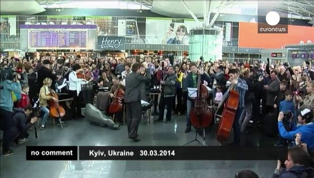 Ukrainian orchestras play EU anthem in honour of fallen Maidan protesters