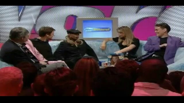 Mary J Blige gets Pissed Off at The Word UK 1995 Dani Behr
