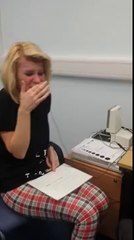 40 Yaşında İlk Kez Duyan Kadının Gözyaşları