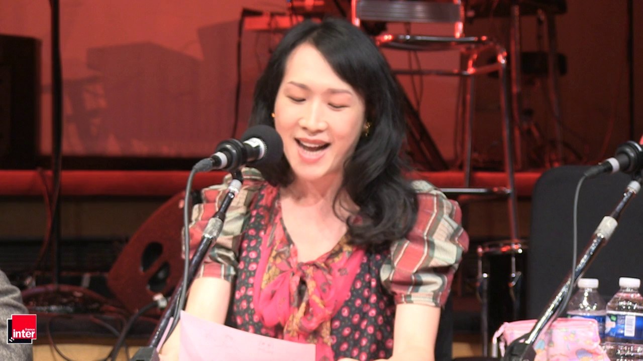 Sony Chan : "Bouffe nos saucisses"